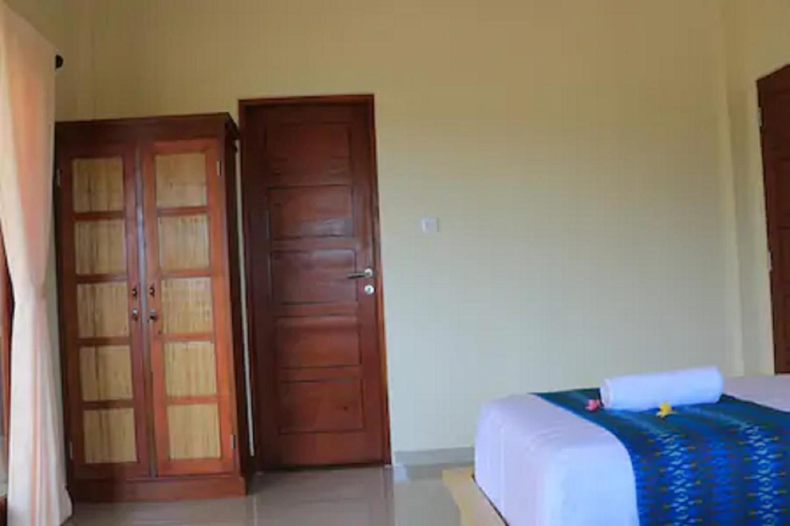 Jaya Villa Amed Kamer foto